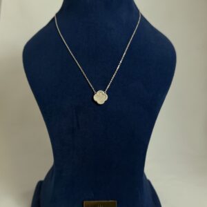 Van Cleef Ladies chain Italian 925